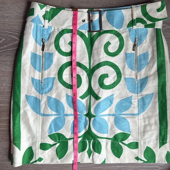Tory Burch Vintage-Inspired Green & Blue Leaf Print Mini Skirt with Belt 4 - Picture 4 of 7